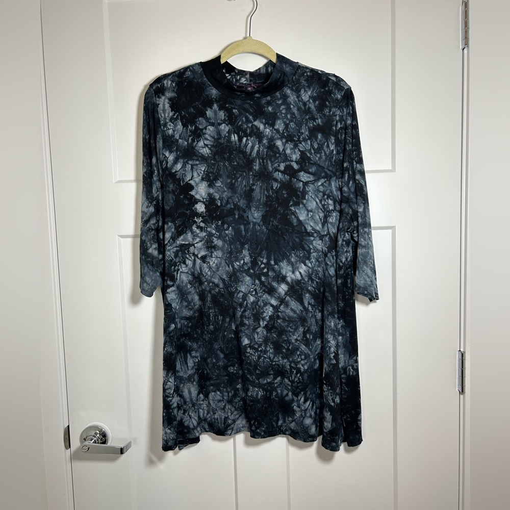 2X Women’s plus size dress, Boho Hippie marbled tie dye top